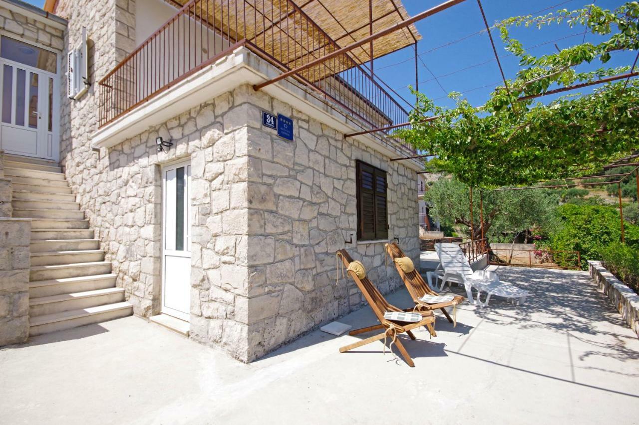 Ferienwohnung Kuca Za Odmor Toni Postira Exterior foto